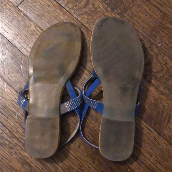 Sandals - Picture 2 of 3